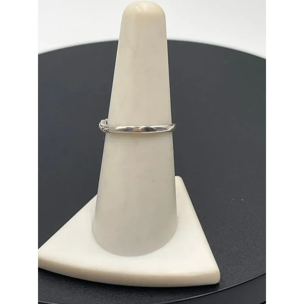HK Sterling Silver 925 Wave Chip‎ Diamond Band Ring Size 7.5